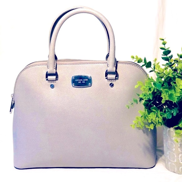 Michael Kors Bag - Picture 1 of 10